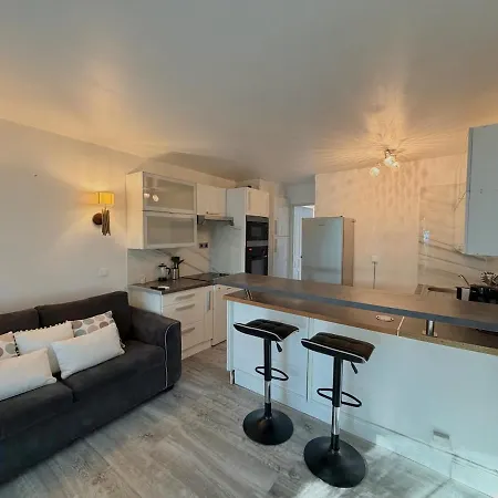 One-bedroom Les Restanques With Pool And Tennis Court * Grimaud