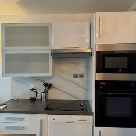 Appartement One-bedroom Les Restanques With Pool&tennis Court