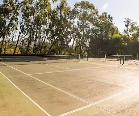 One-bedroom Les Restanques With Pool And Tennis Court *