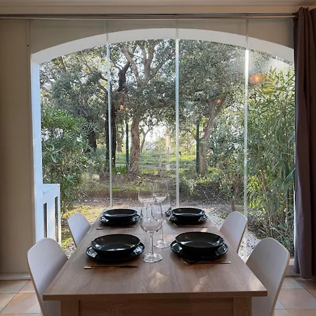 One-bedroom Les Restanques With Pool And Tennis Court Appartement Grimaud